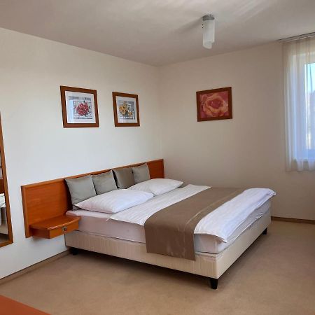 Chance Apartman-Birdland Villapark Buekfuerdo Exterior foto
